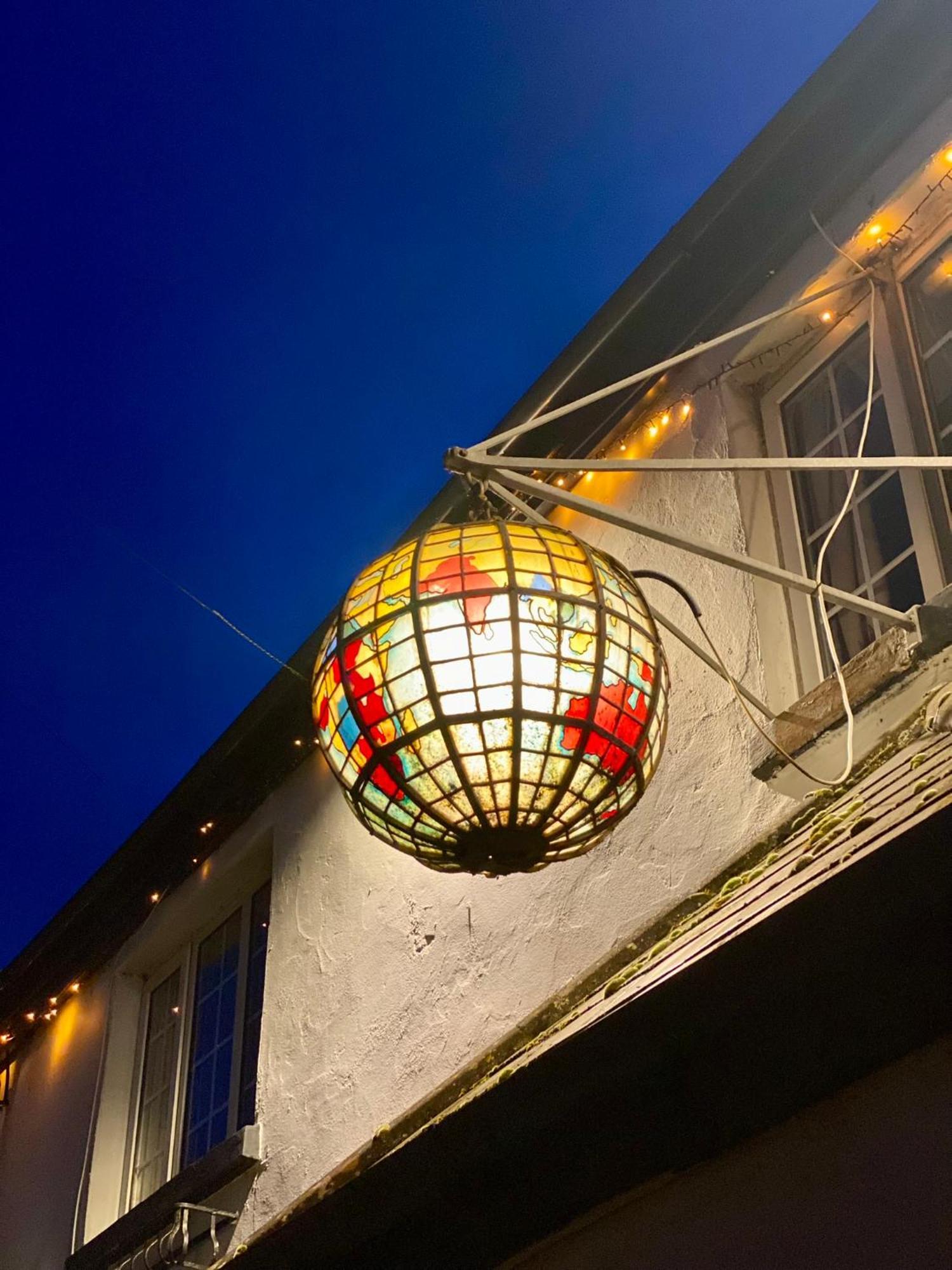 The Globe Inn Кингсбридж Экстерьер фото